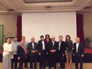 Group Photo with the Panel of Speakers